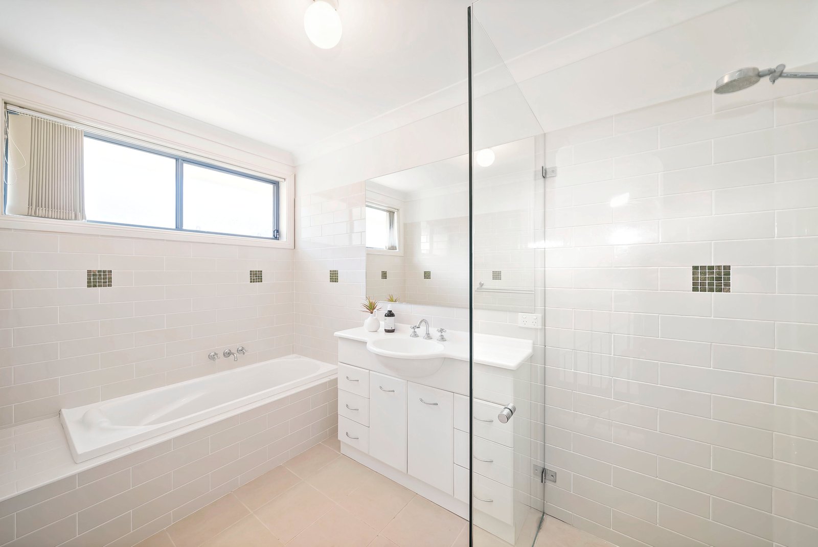 62b Sergeant Baker Drive CORLETTE 14