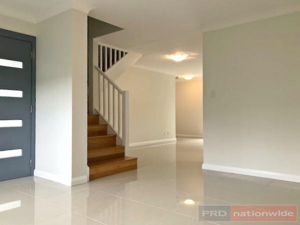 6/2b Victor Avenue PANANIA 2