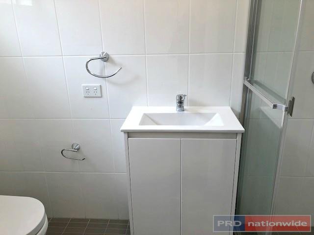 6/2b Victor Avenue PANANIA 8