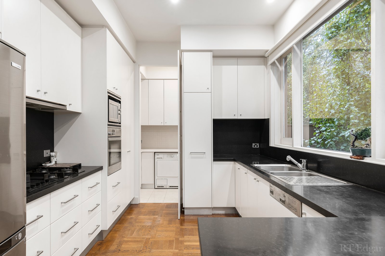 Real Estate and Property in 62E Heyington Place, Toorak, VIC