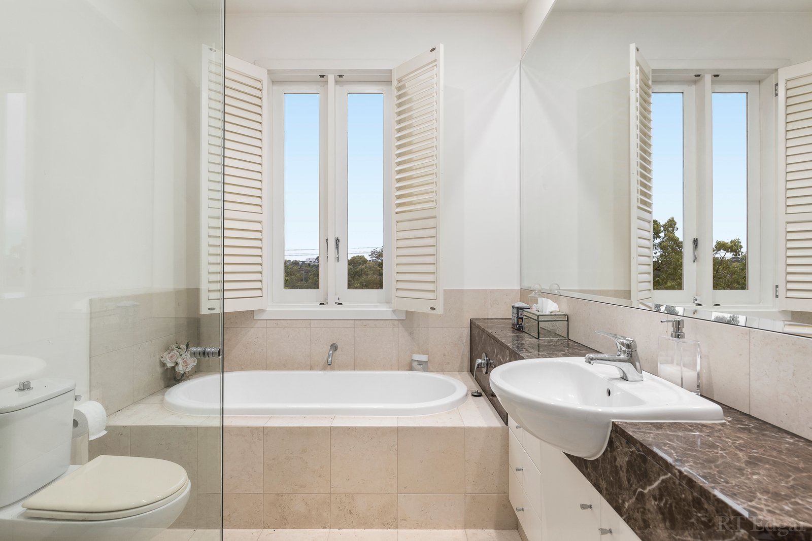 Real Estate and Property in 62E Heyington Place, Toorak, VIC