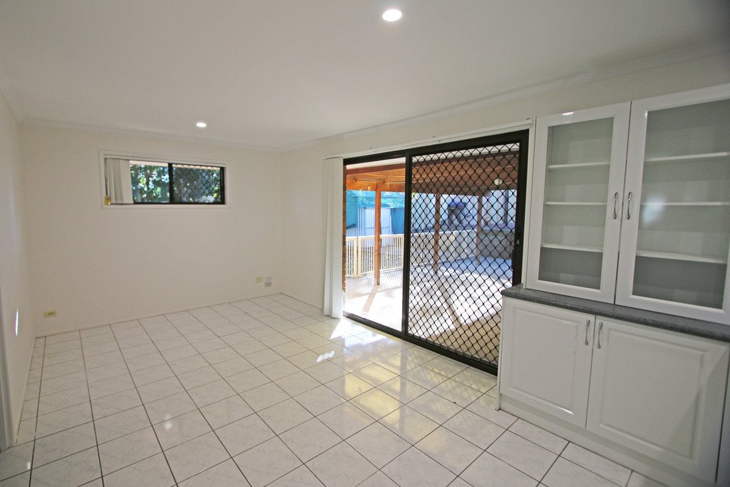 63 Alexander Drive HIGHLAND PARK 10