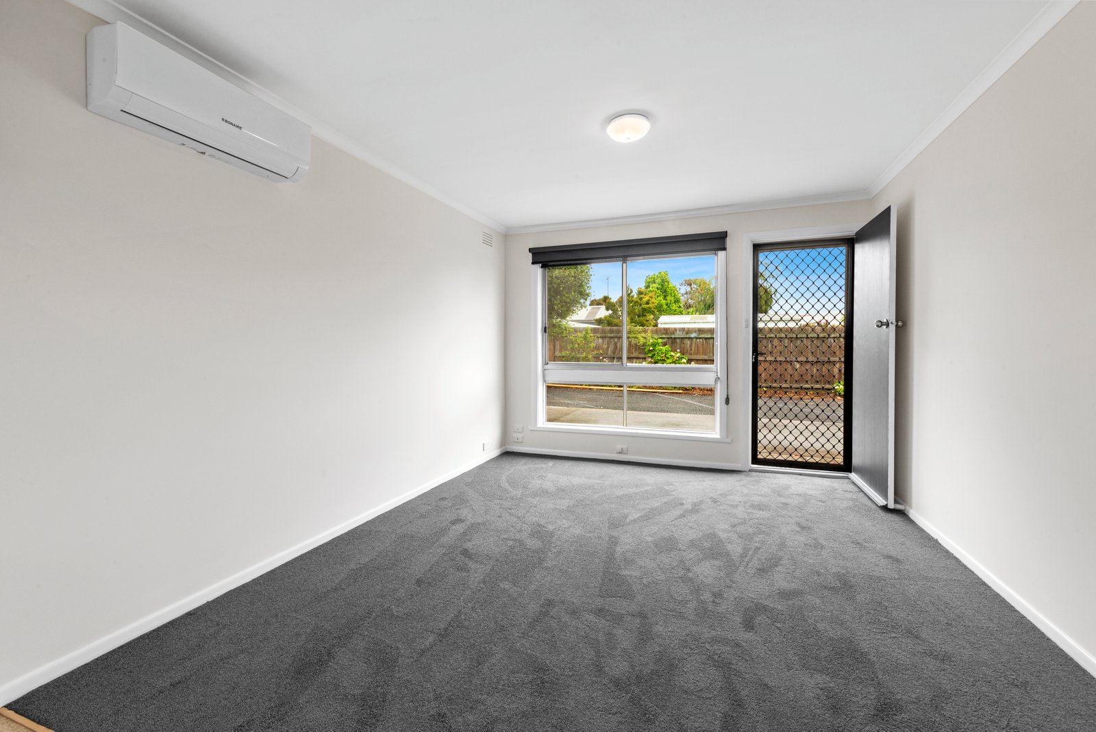 Gallery: 6/3 Ann Street
