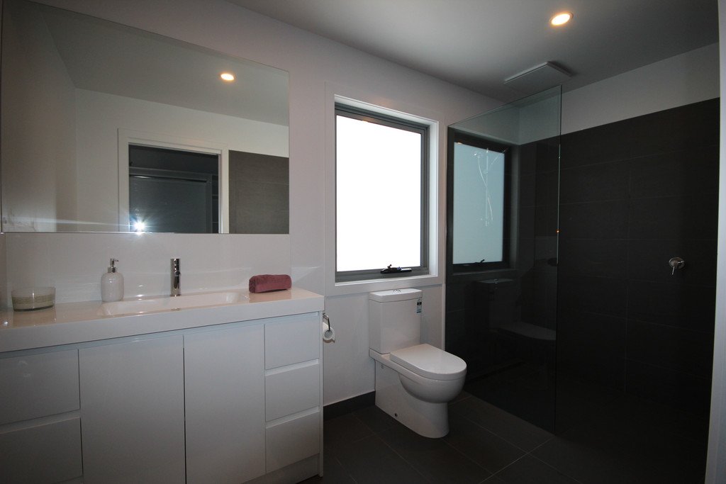 63 Athleen Avenue LENAH VALLEY 9