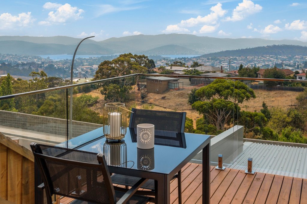 63 Athleen Avenue LENAH VALLEY 16