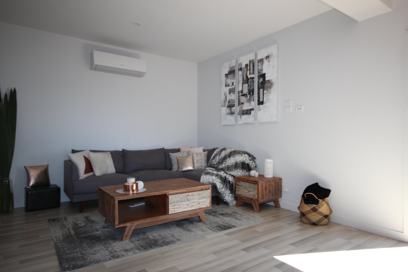 63 Athleen Avenue LENAH VALLEY 7