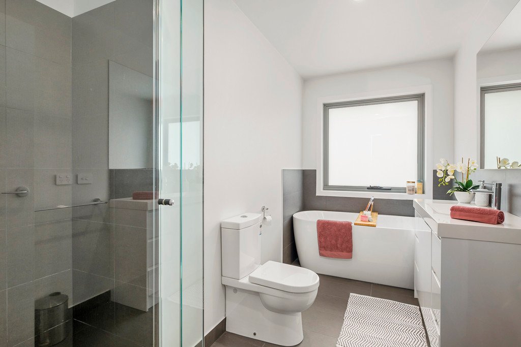 63 Athleen Avenue LENAH VALLEY 14