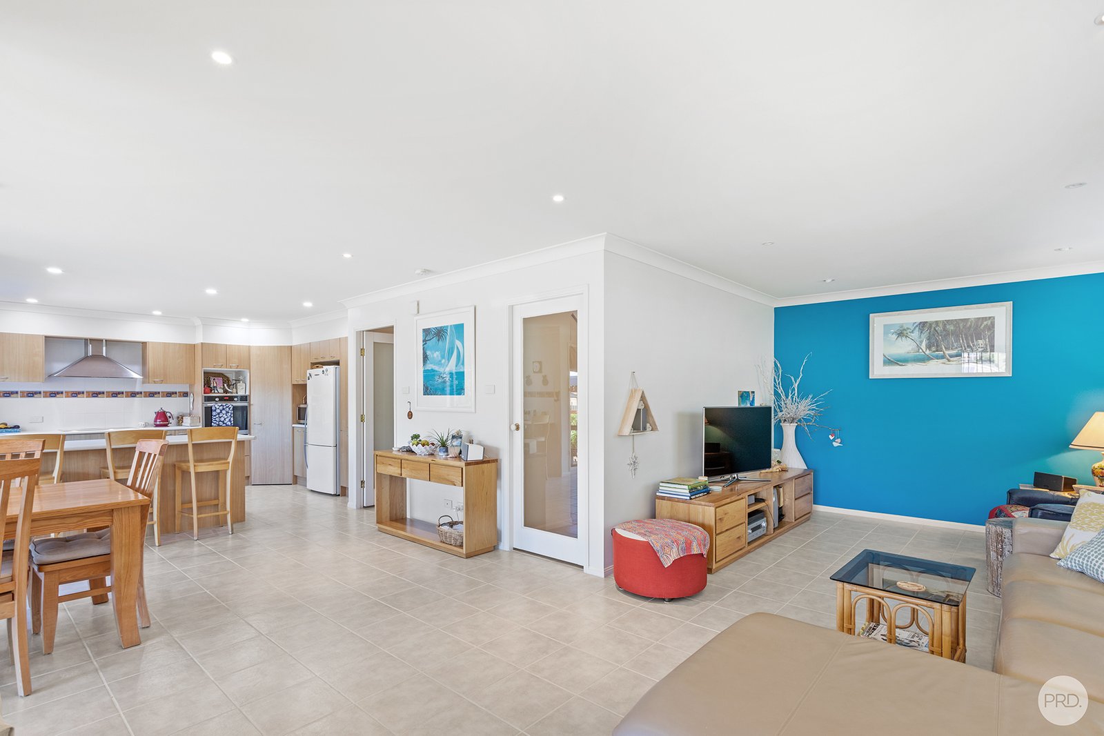 63 Bonito Street CORLETTE 8