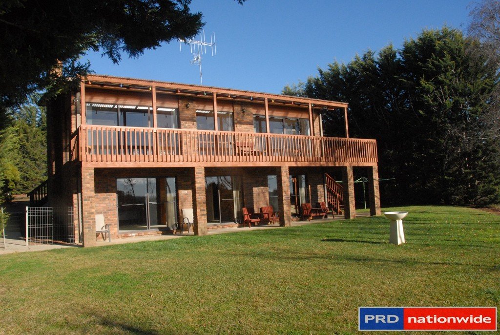 63 Brooks Rd  BUNGENDORE 1