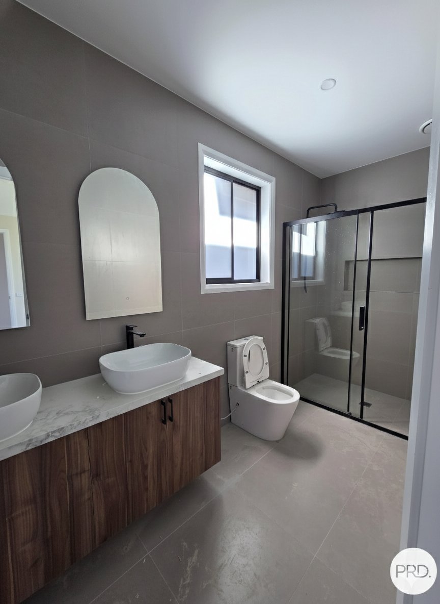 63 Carrera Crescent CLYDE 4