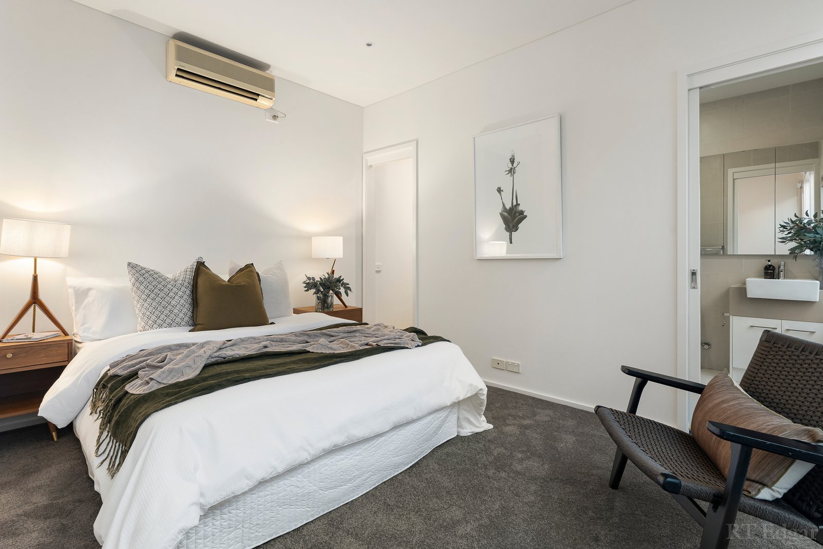 Real Estate and Property in 63 Chatsworth Road, Prahran, VIC