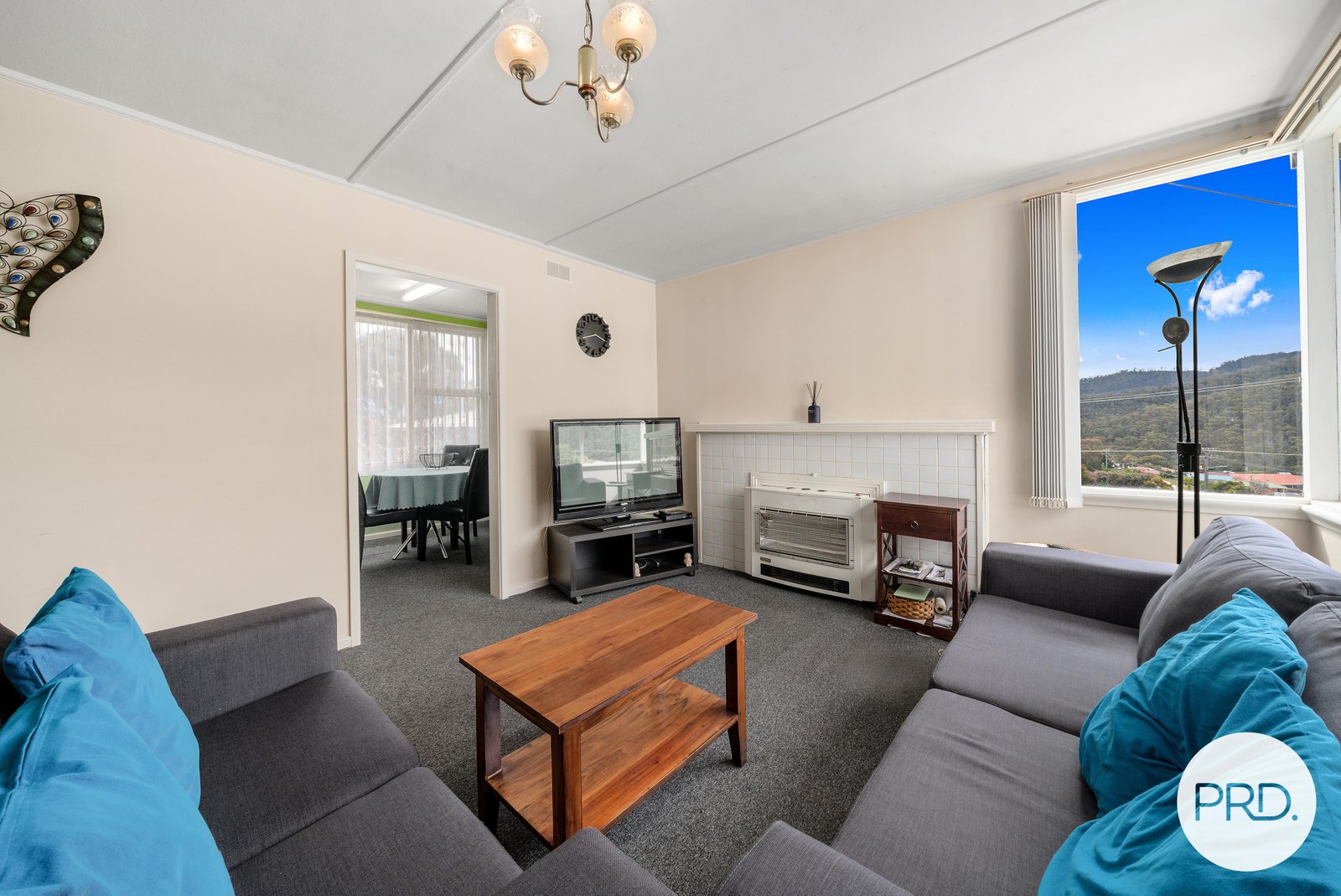 63 Currajong Street MORNINGTON 4