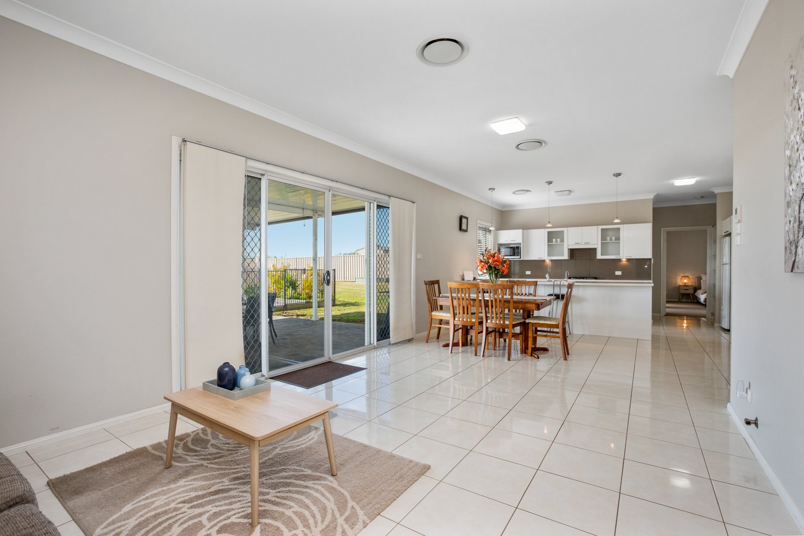 63 Dunmore Road LARGS 3