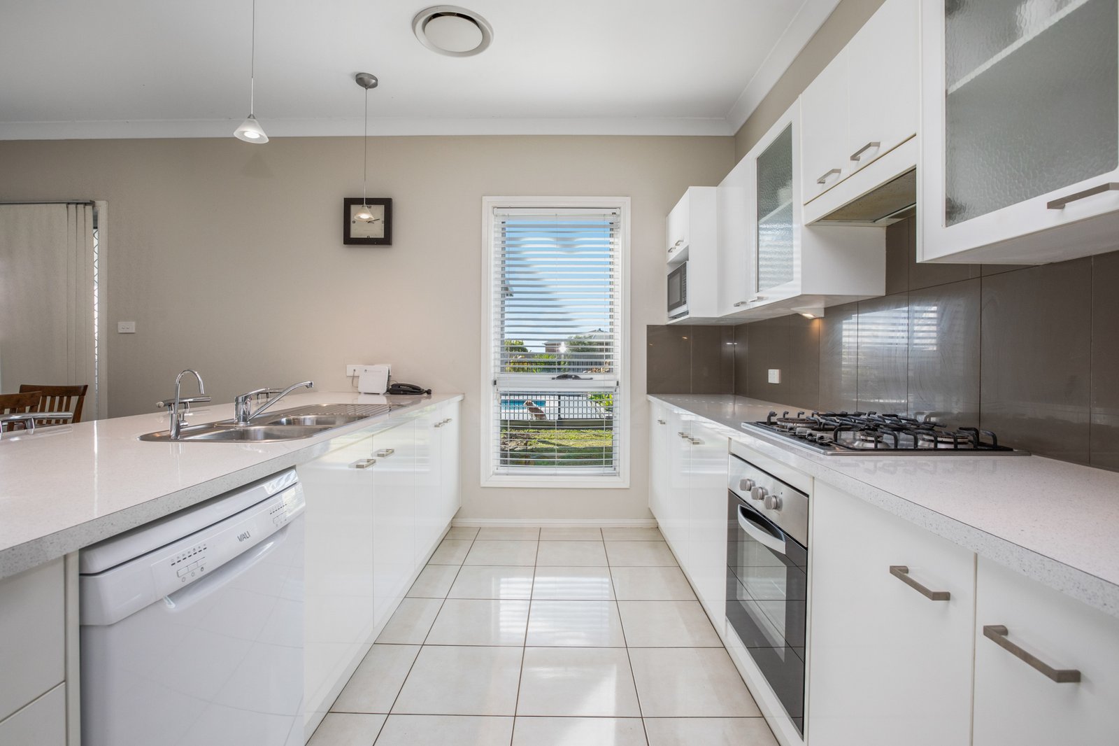 63 Dunmore Road LARGS 20