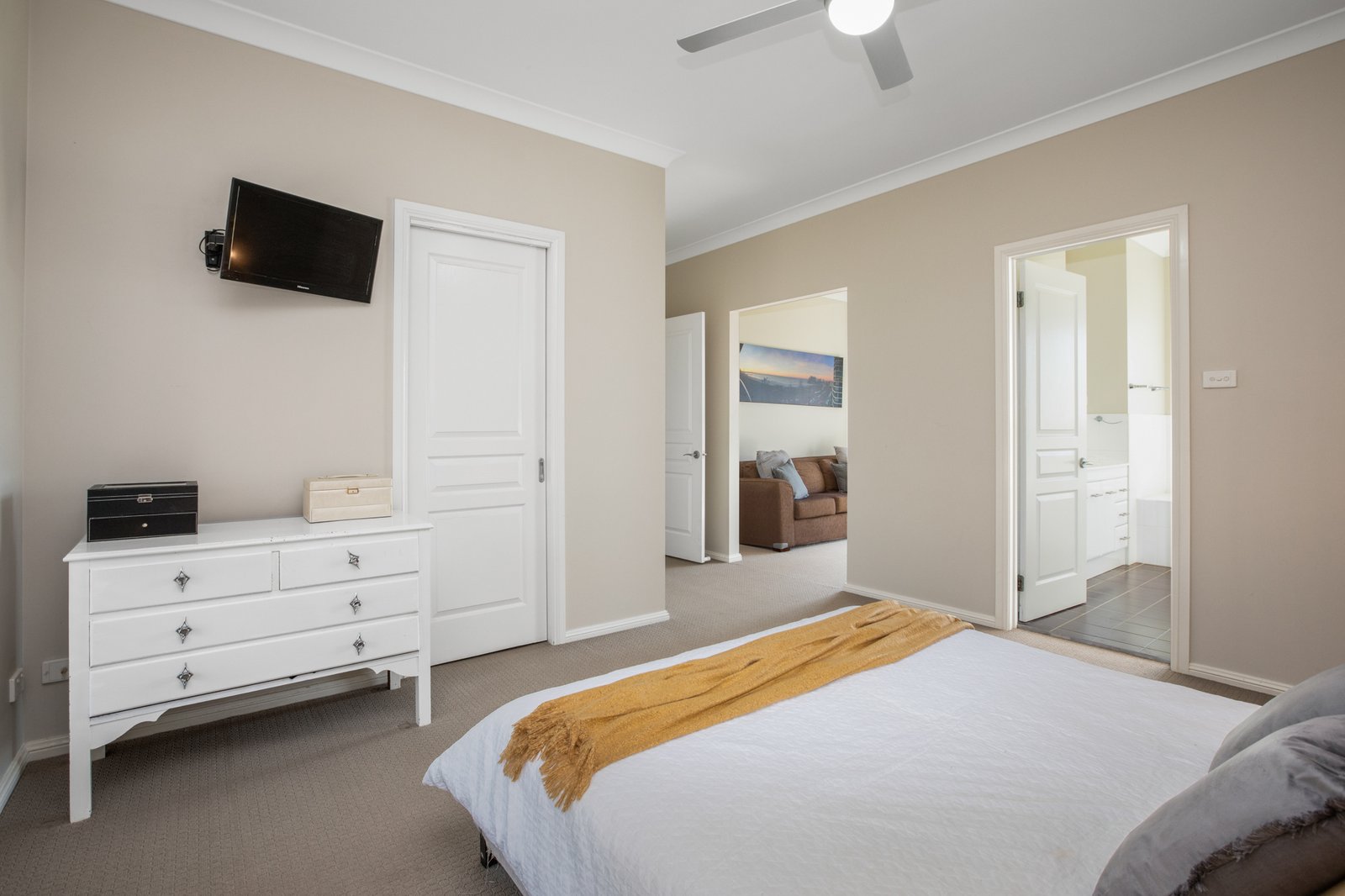 63 Dunmore Road LARGS 22