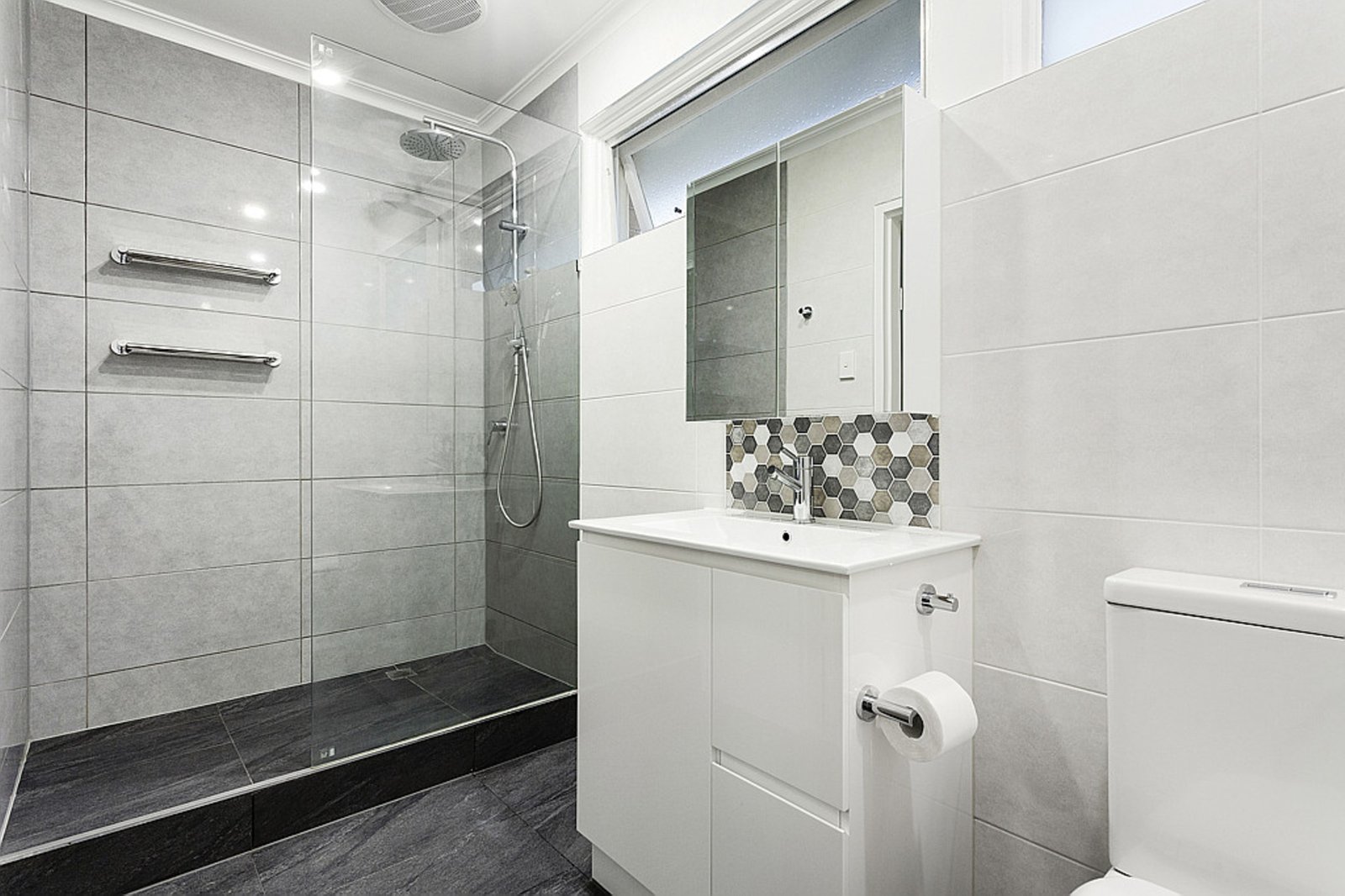 Gallery: 6/3 Dunoon Street