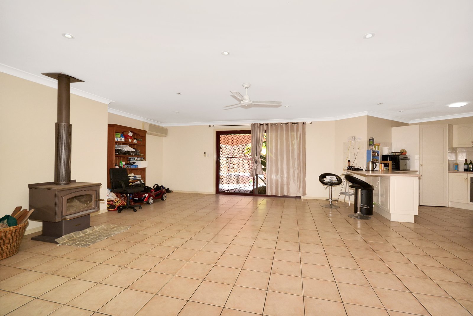 63 Garden Avenue NUNDERI 2