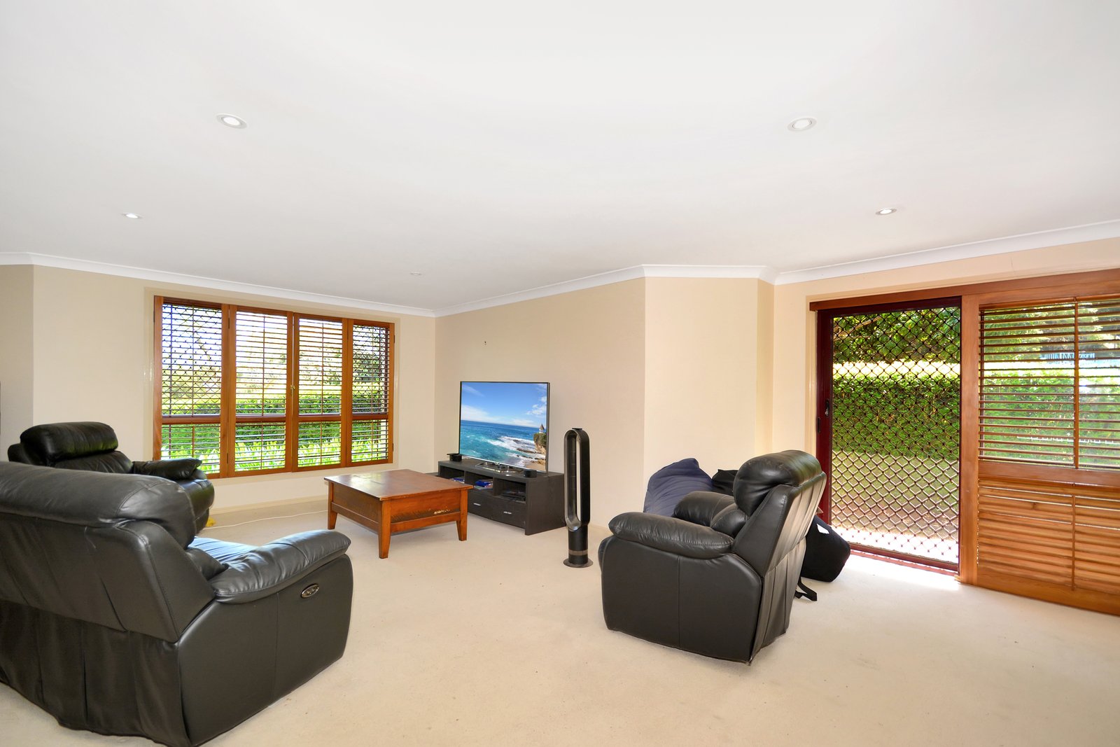 63 Garden Avenue NUNDERI 4