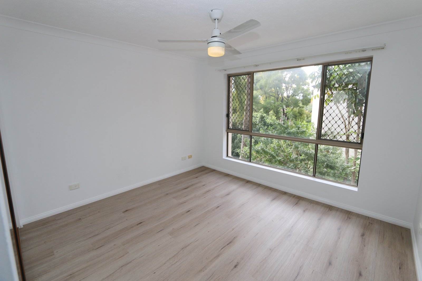 6/3 Garden Street SOUTHPORT 6