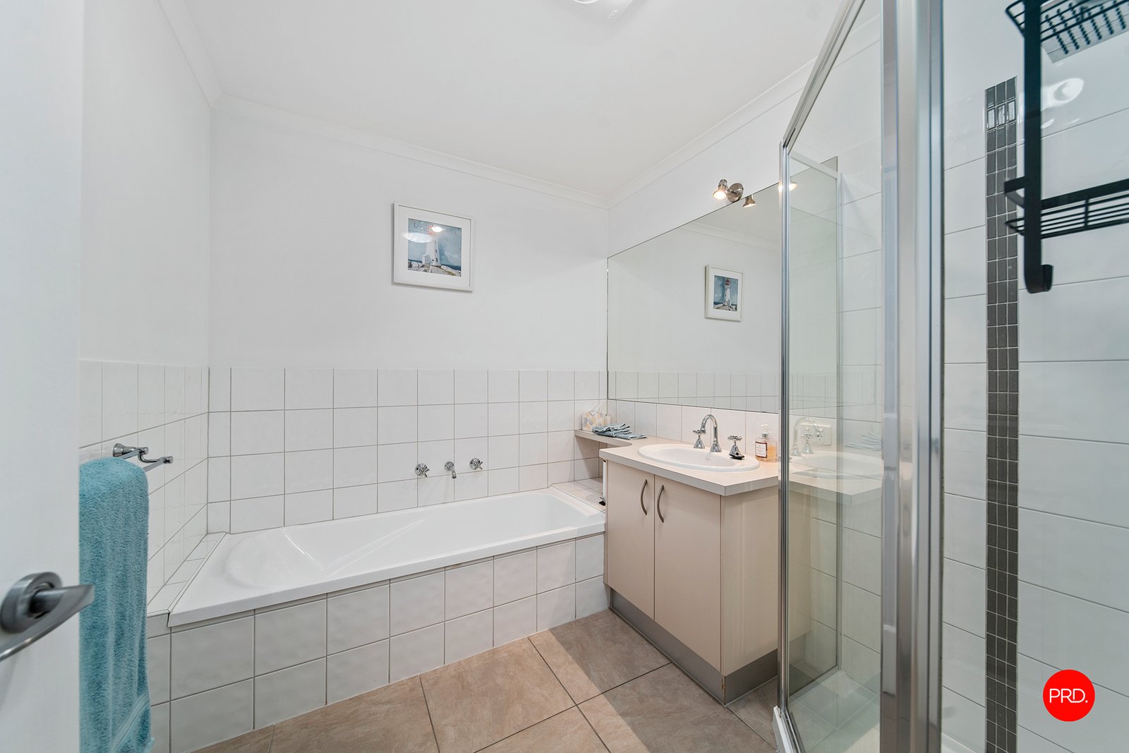63 Havlin Street East  FLORA HILL 13