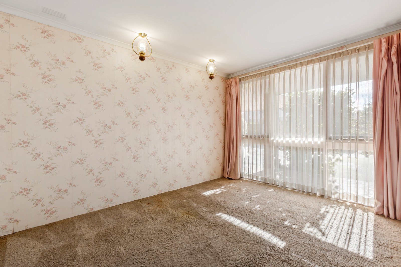 Real Estate and Property in 6/3 Hermitage Road , Newtown, VIC