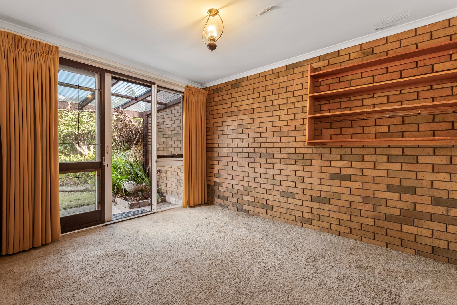 Real Estate and Property in 6/3 Hermitage Road , Newtown, VIC