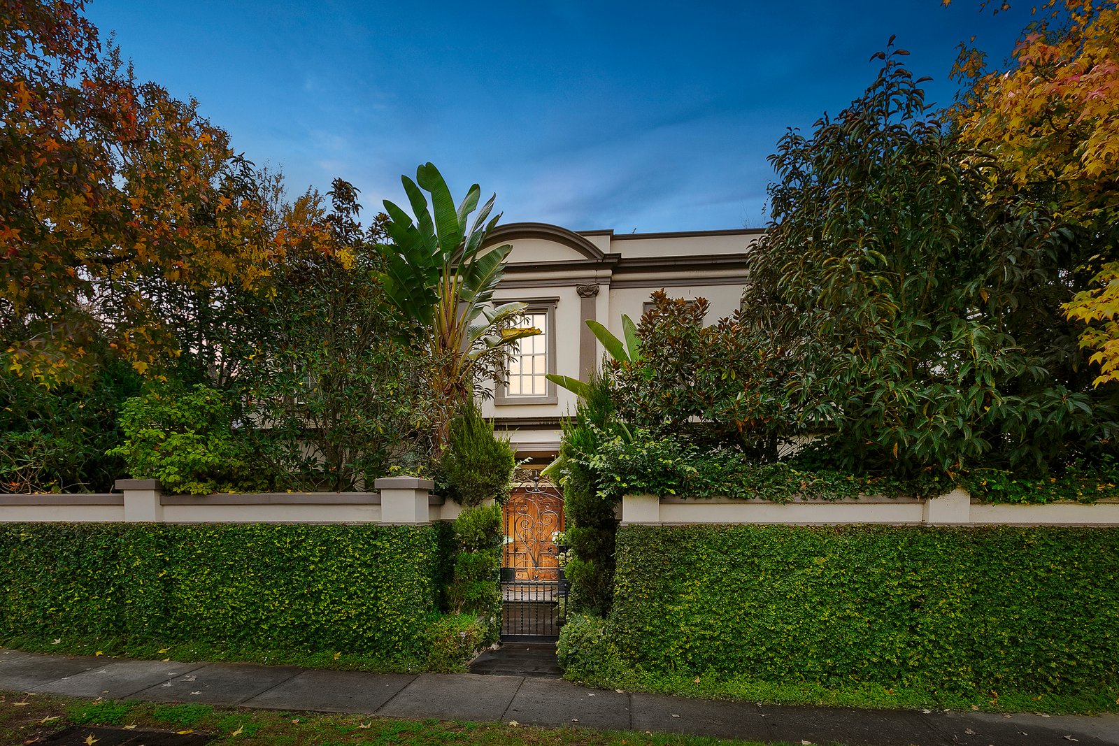 Real Estate and Property in 63 Hopetoun Road, Toorak, VIC