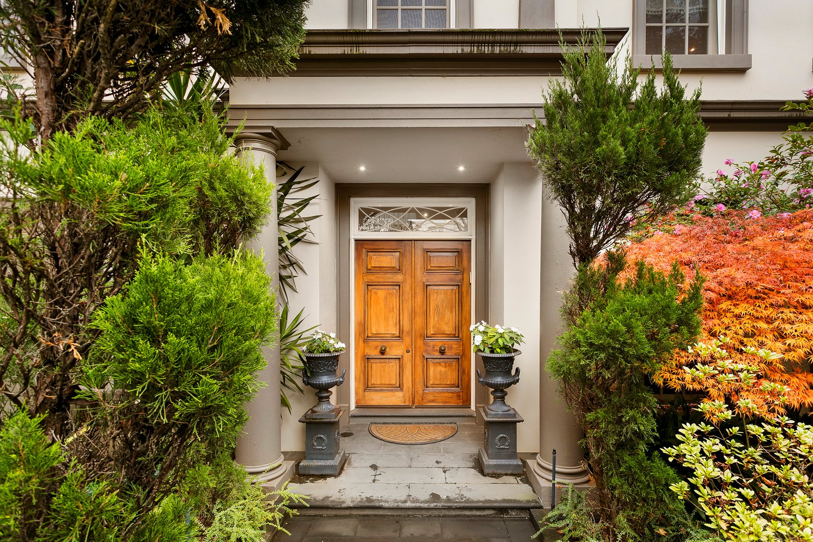 Real Estate and Property in 63 Hopetoun Road, Toorak, VIC