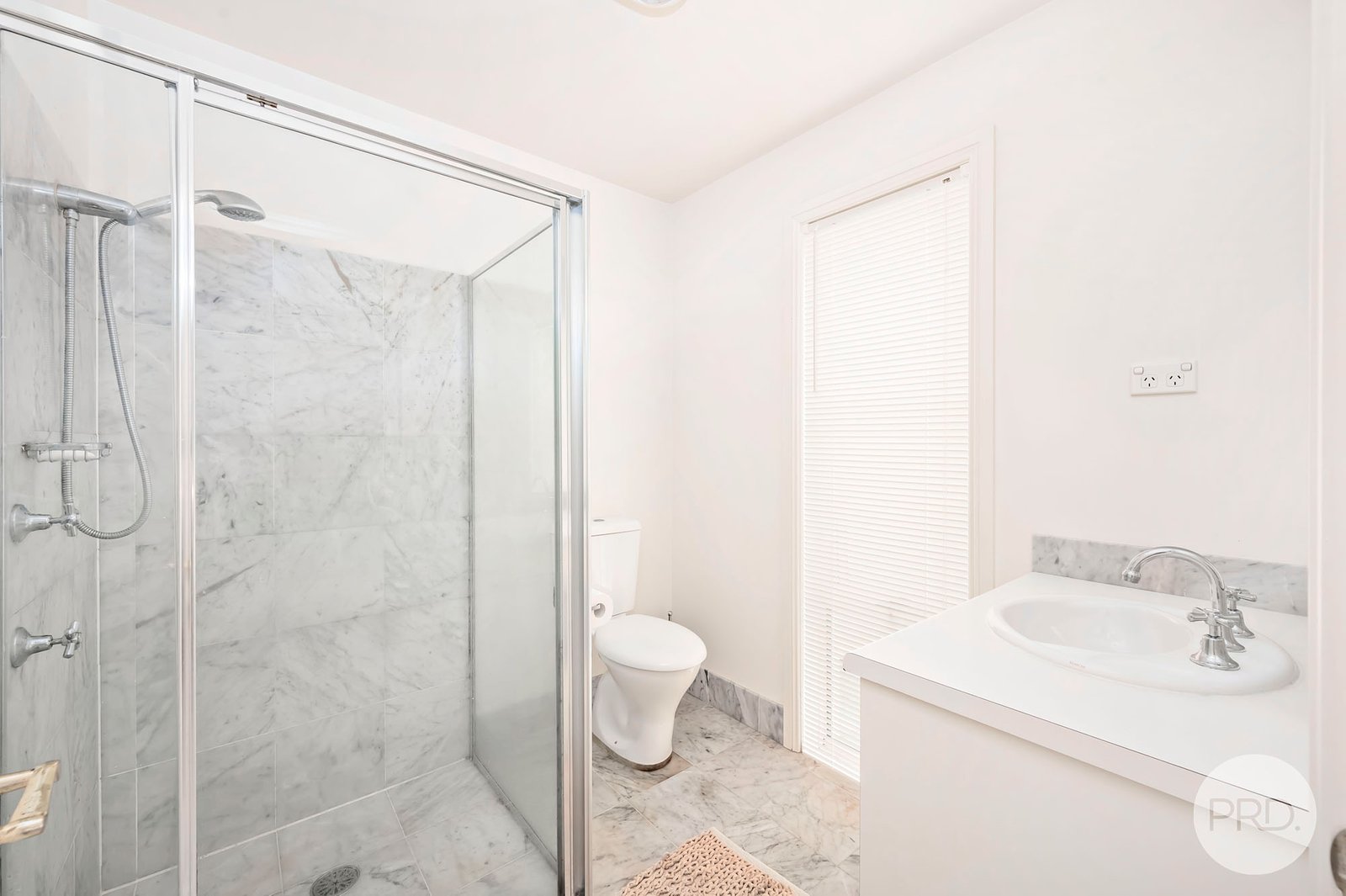 63 Kent Gardens SOLDIERS POINT 12