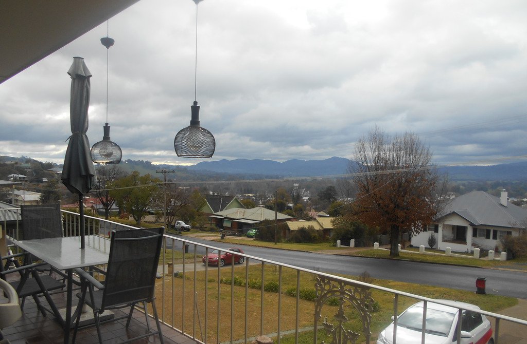 63 Lambie Street TUMUT 5