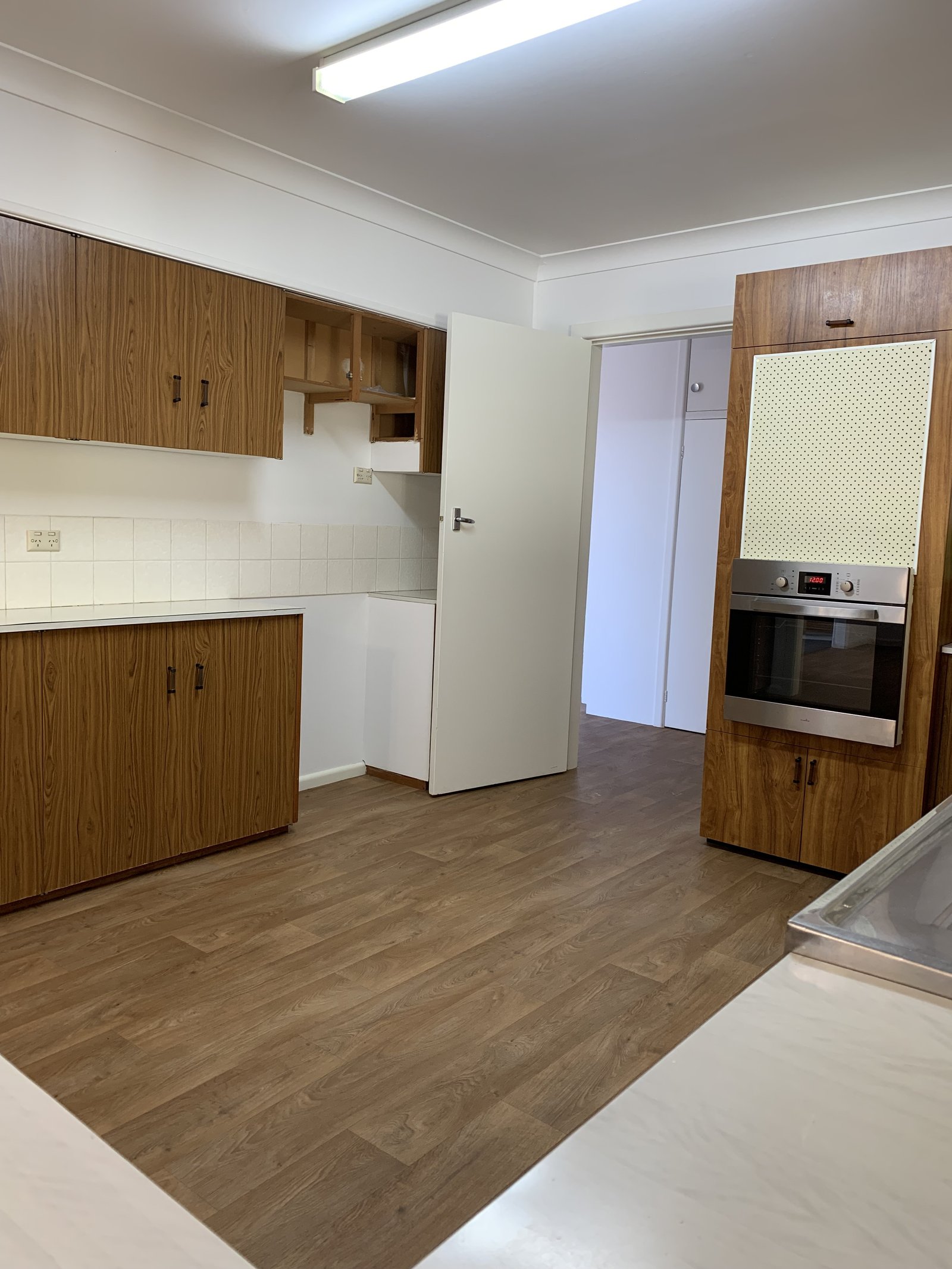 63 Lambie Street TUMUT 9