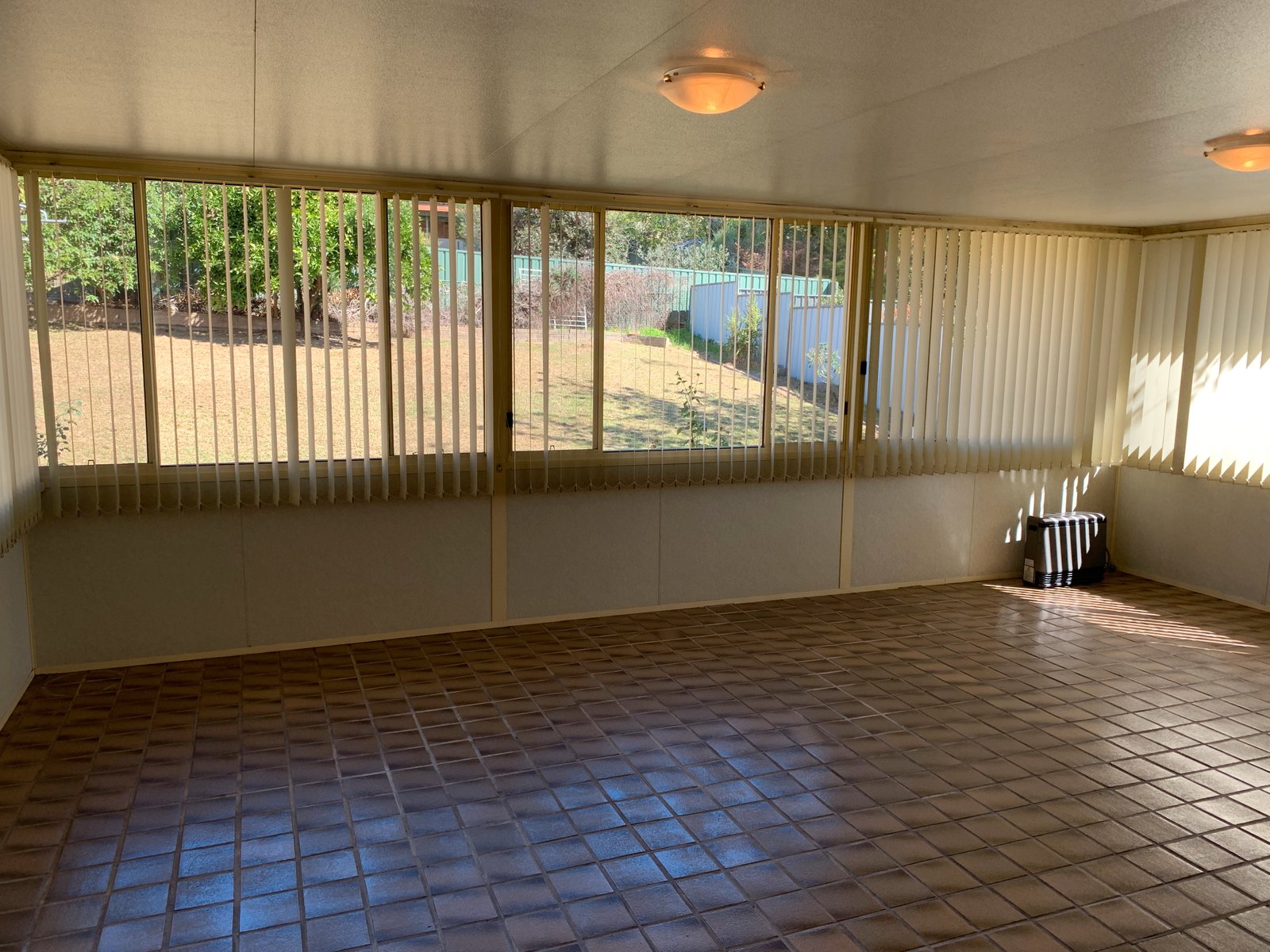 63 Lambie Street TUMUT 11