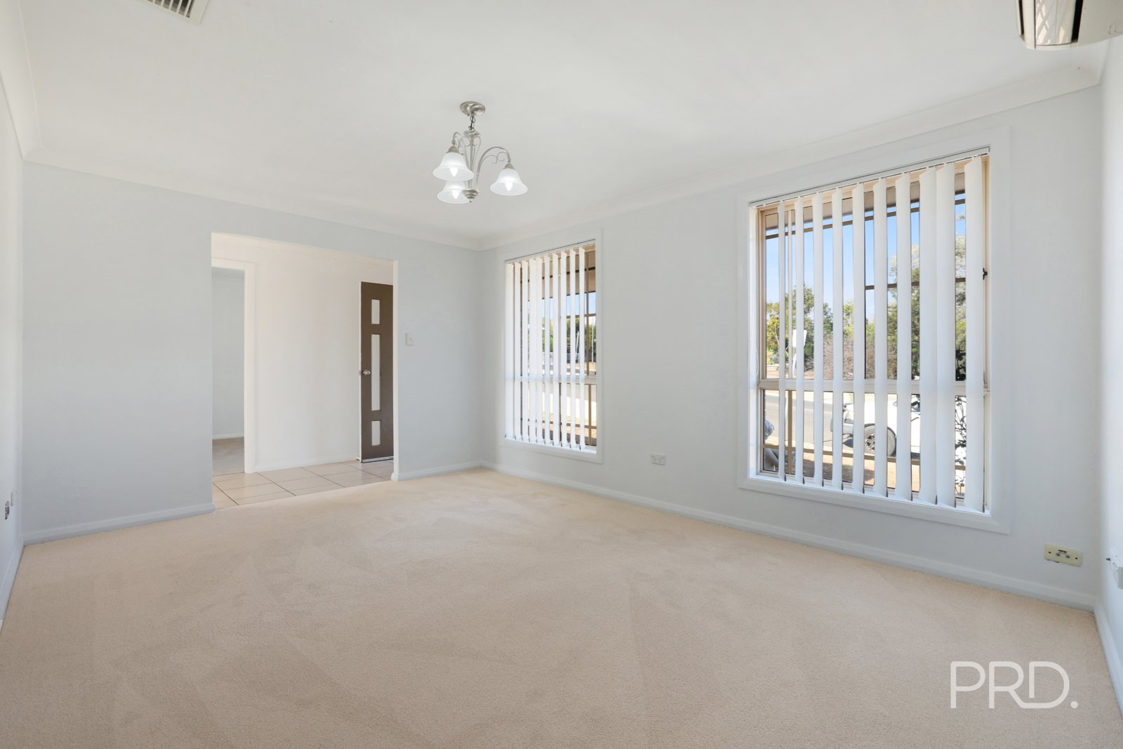 63 Manilla Road TAMWORTH 6