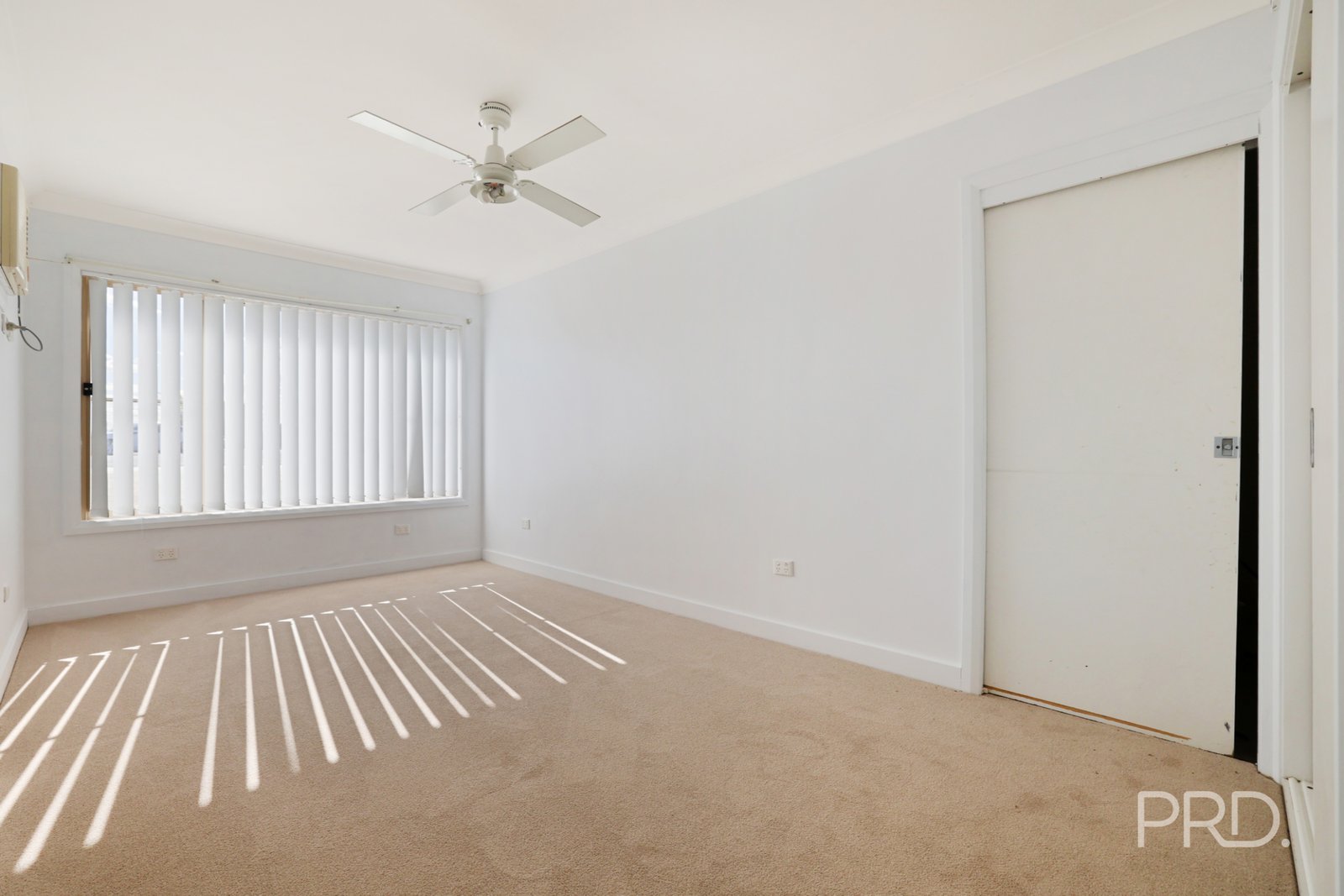 63 Manilla Road TAMWORTH 20