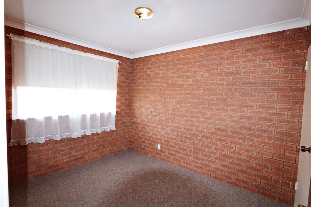 63 Murray Street TUMBARUMBA 6