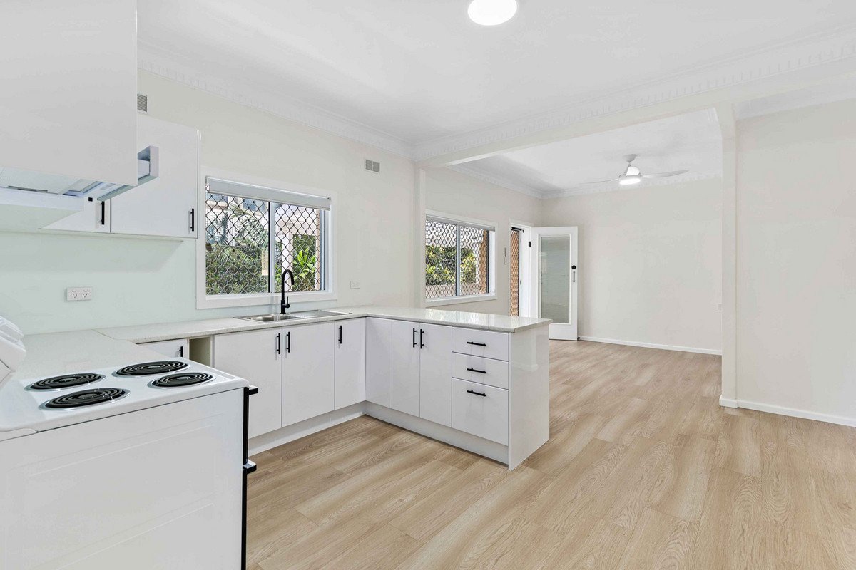 6/3 Nineteenth Avenue PALM BEACH 2