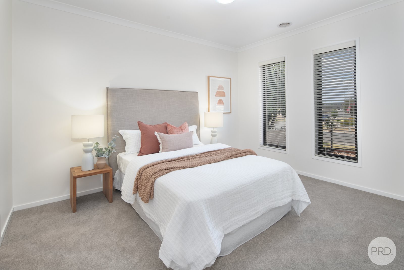 63 Normlyttle Parade MINERS REST 11