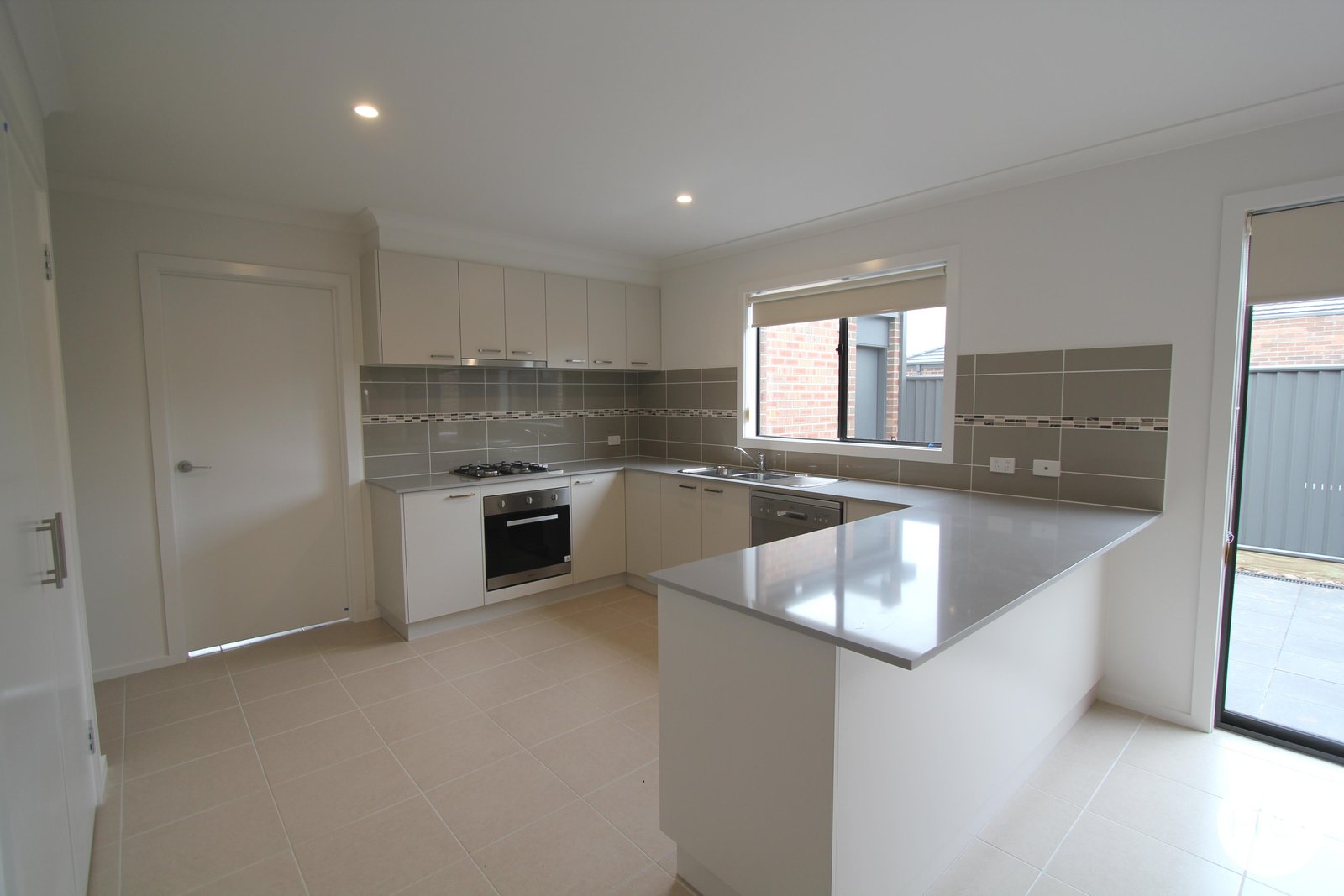 63 O'Shannassy Parade LUCAS 2