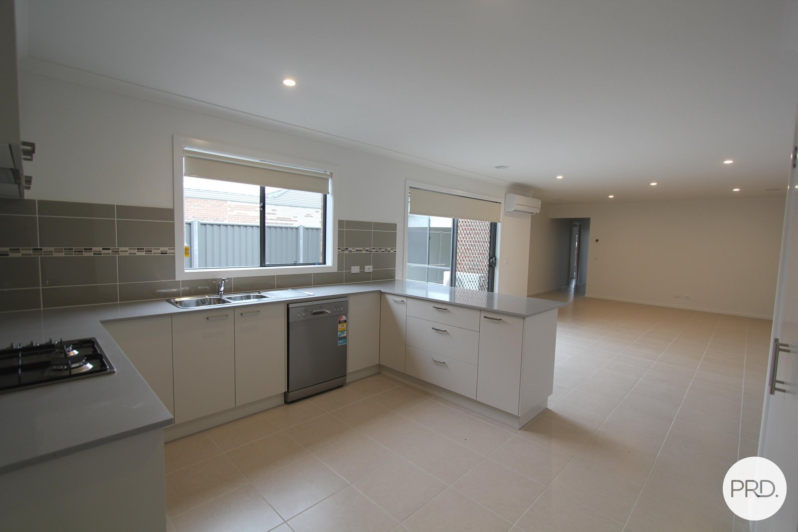 63 O'Shannassy Parade LUCAS 13