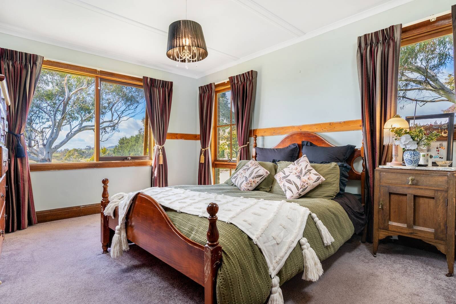 Real Estate and Property in 63 Palmer Crescent, Newham, VIC