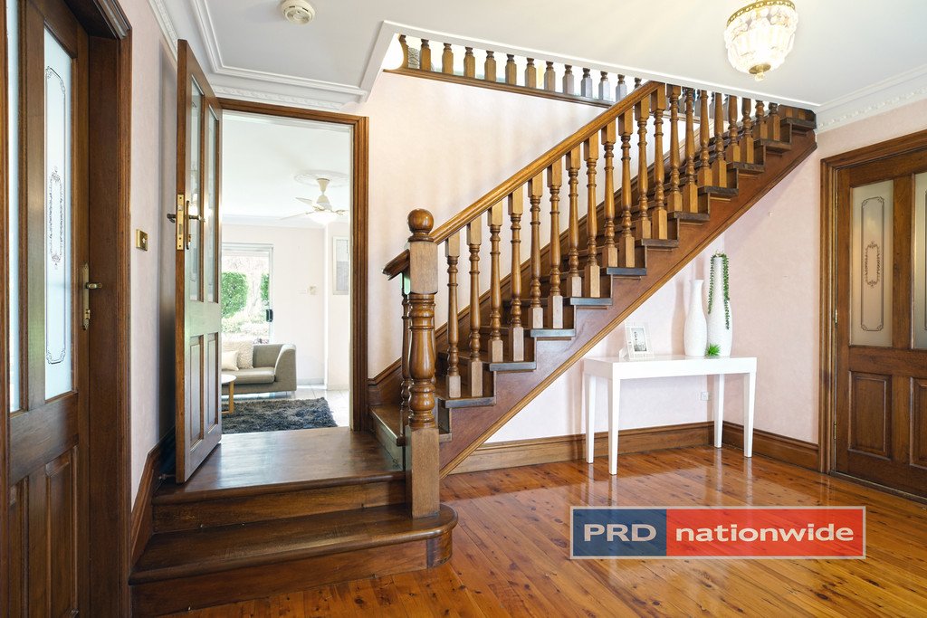 63 Parklands Avenue LEONAY 9