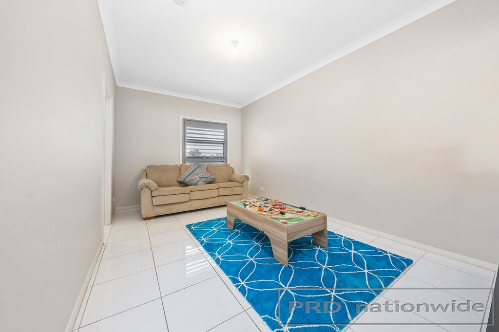 63 Radford St  CLIFTLEIGH 13