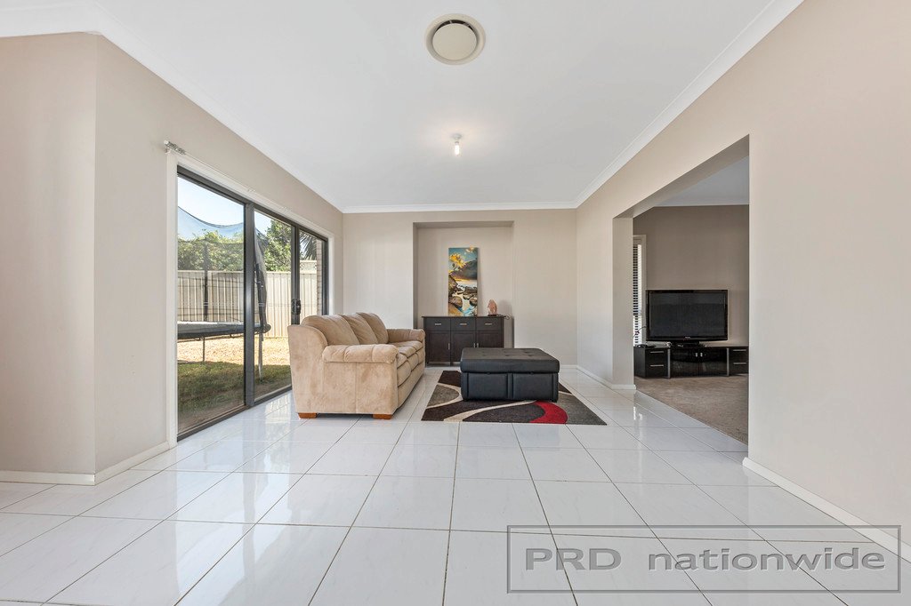 63 Radford St  CLIFTLEIGH 16