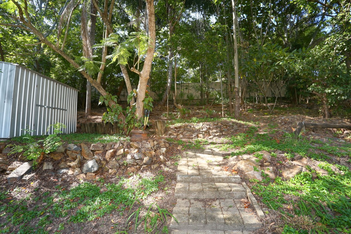 63 Renfrew Drive HIGHLAND PARK 19