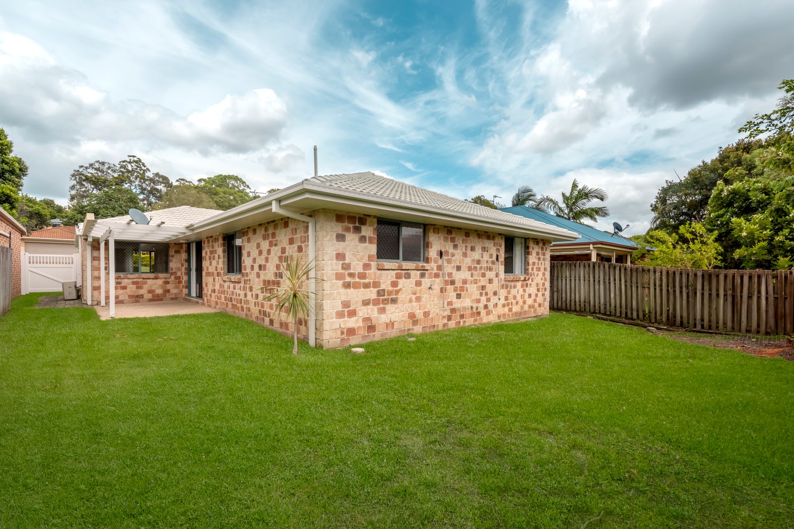 63 Silver Glade Drive ELANORA 12