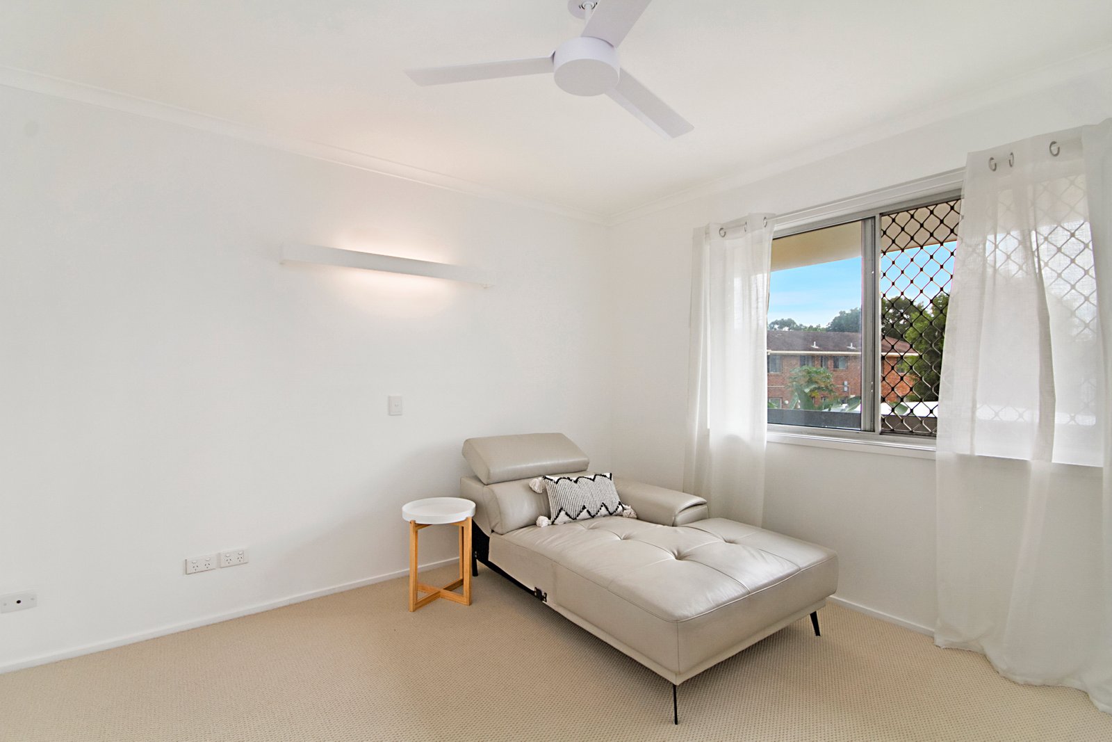 6/3 Station Street TUGUN 6