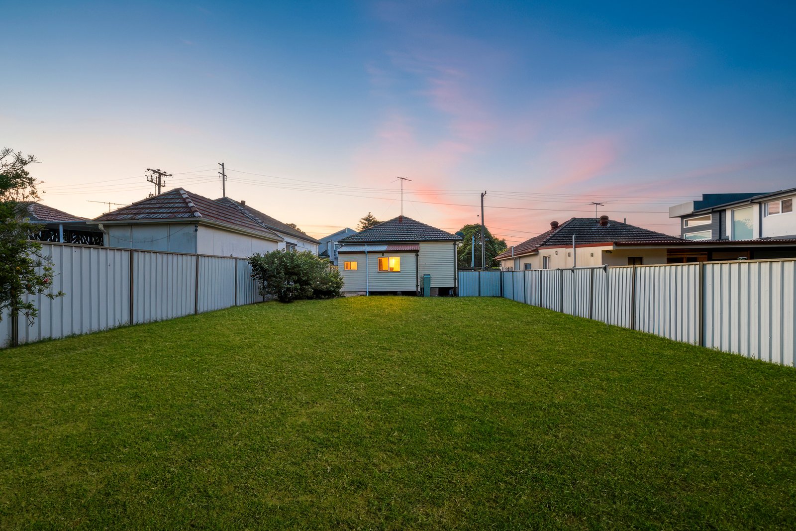 63 Stoney Creek Road BEVERLY HILLS 11