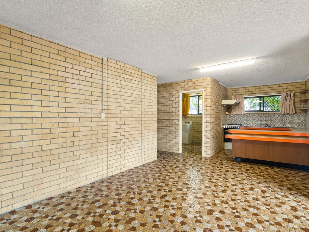 63 Tweed Street COOLANGATTA 10