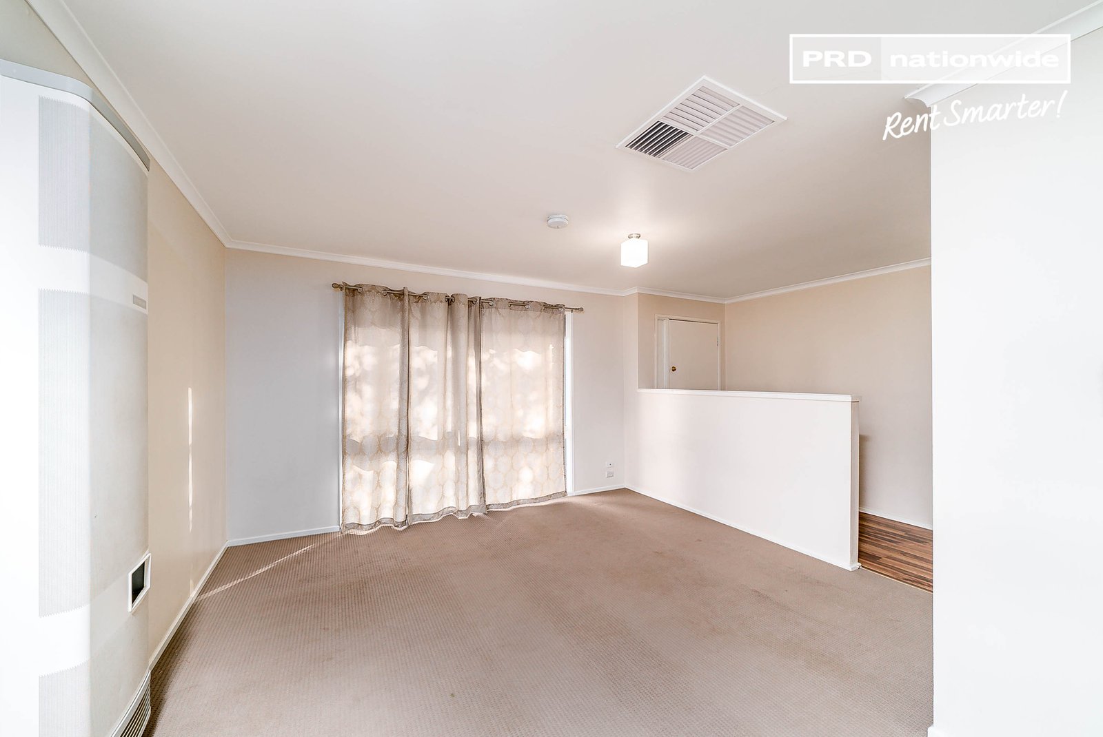 63 Undurra Drive GLENFIELD PARK 4
