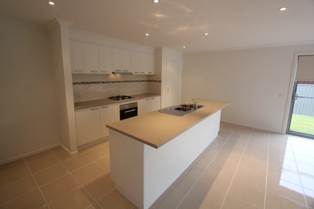 63 Warburton Drive Lucas 5